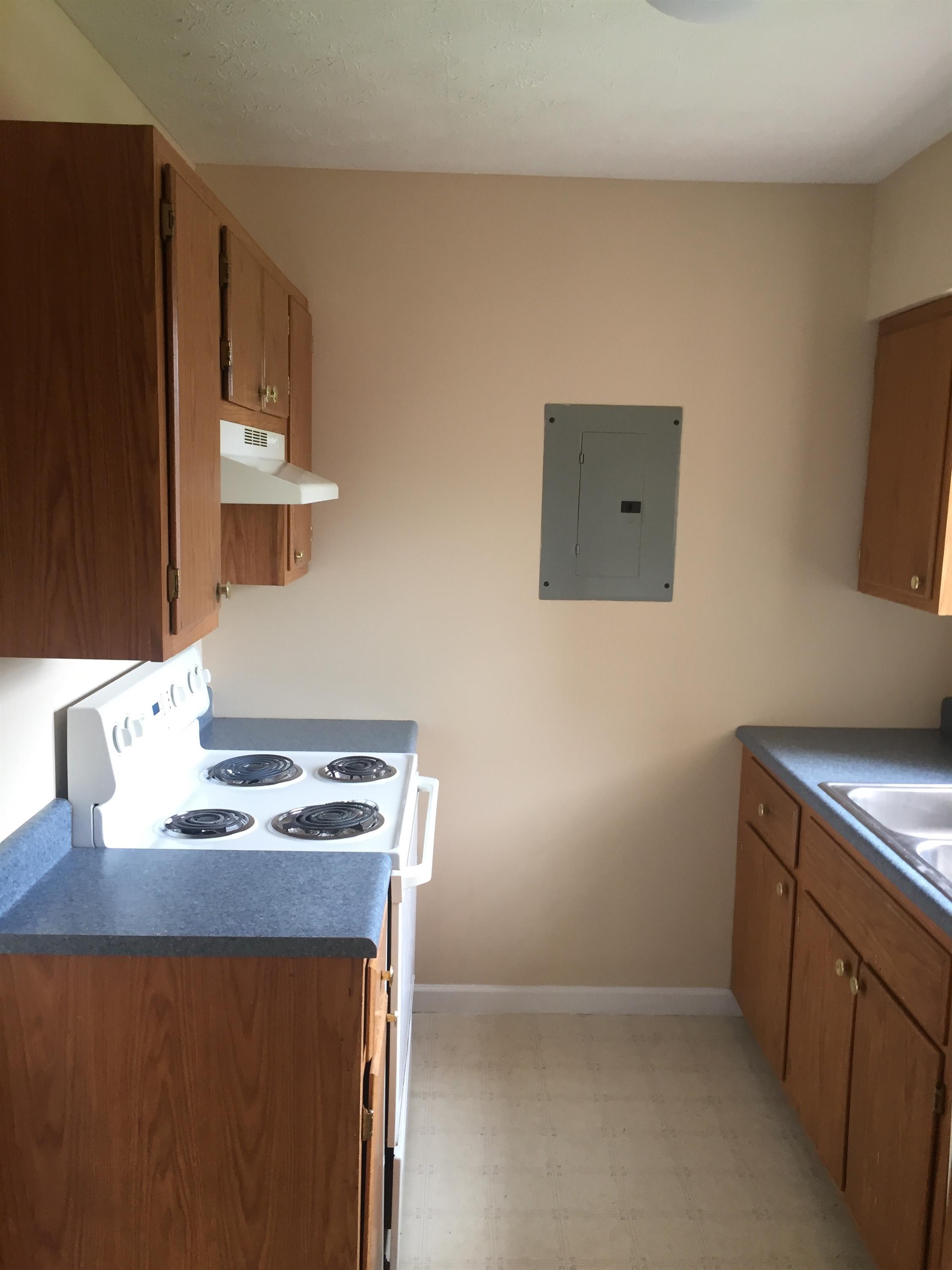 630 6th Street W